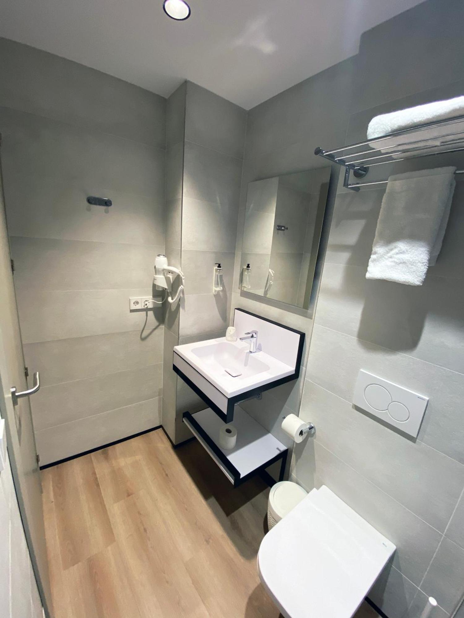 Hotel Bestprice فالنسيا المظهر الخارجي الصورة
