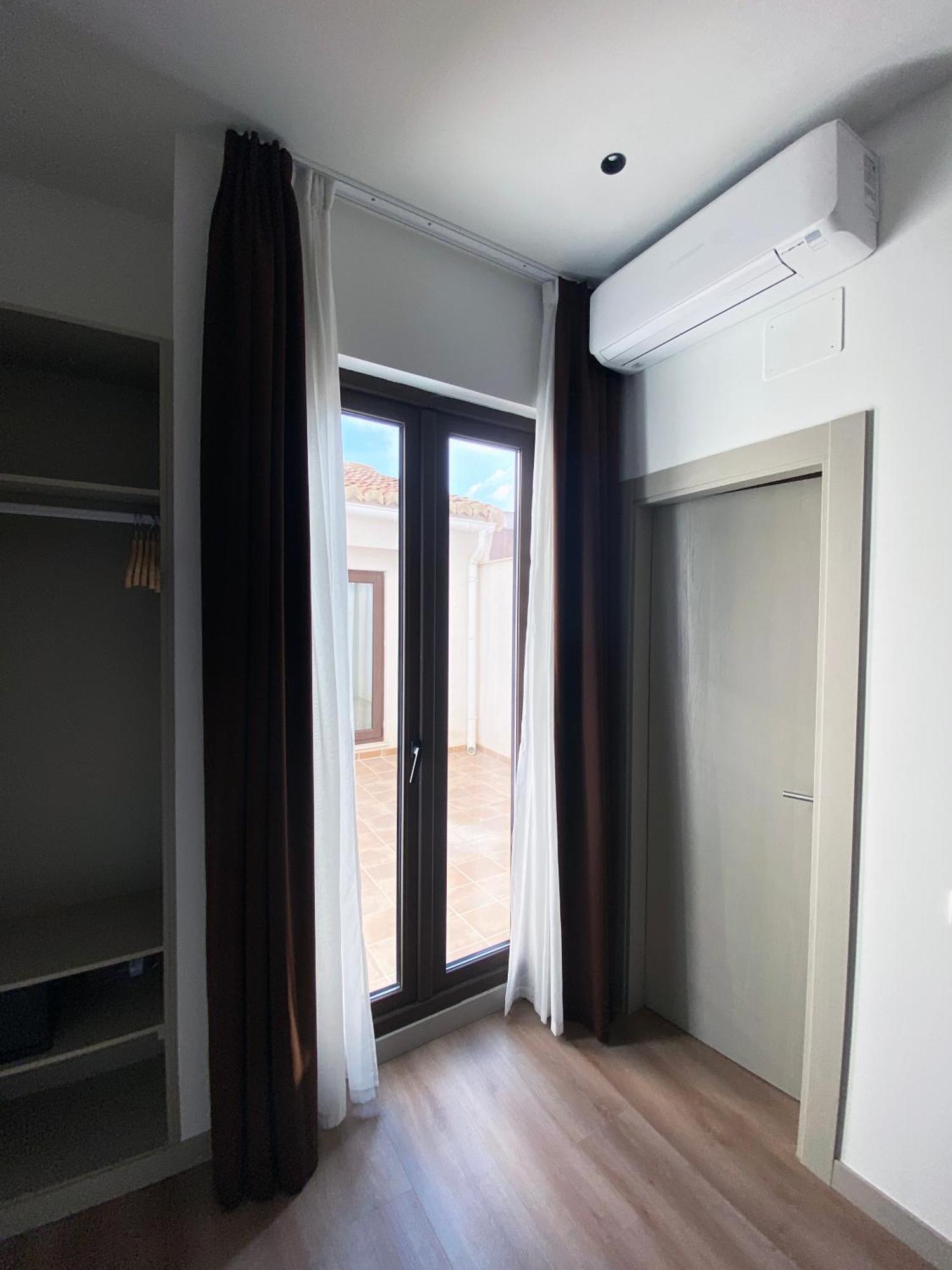 Hotel Bestprice فالنسيا المظهر الخارجي الصورة
