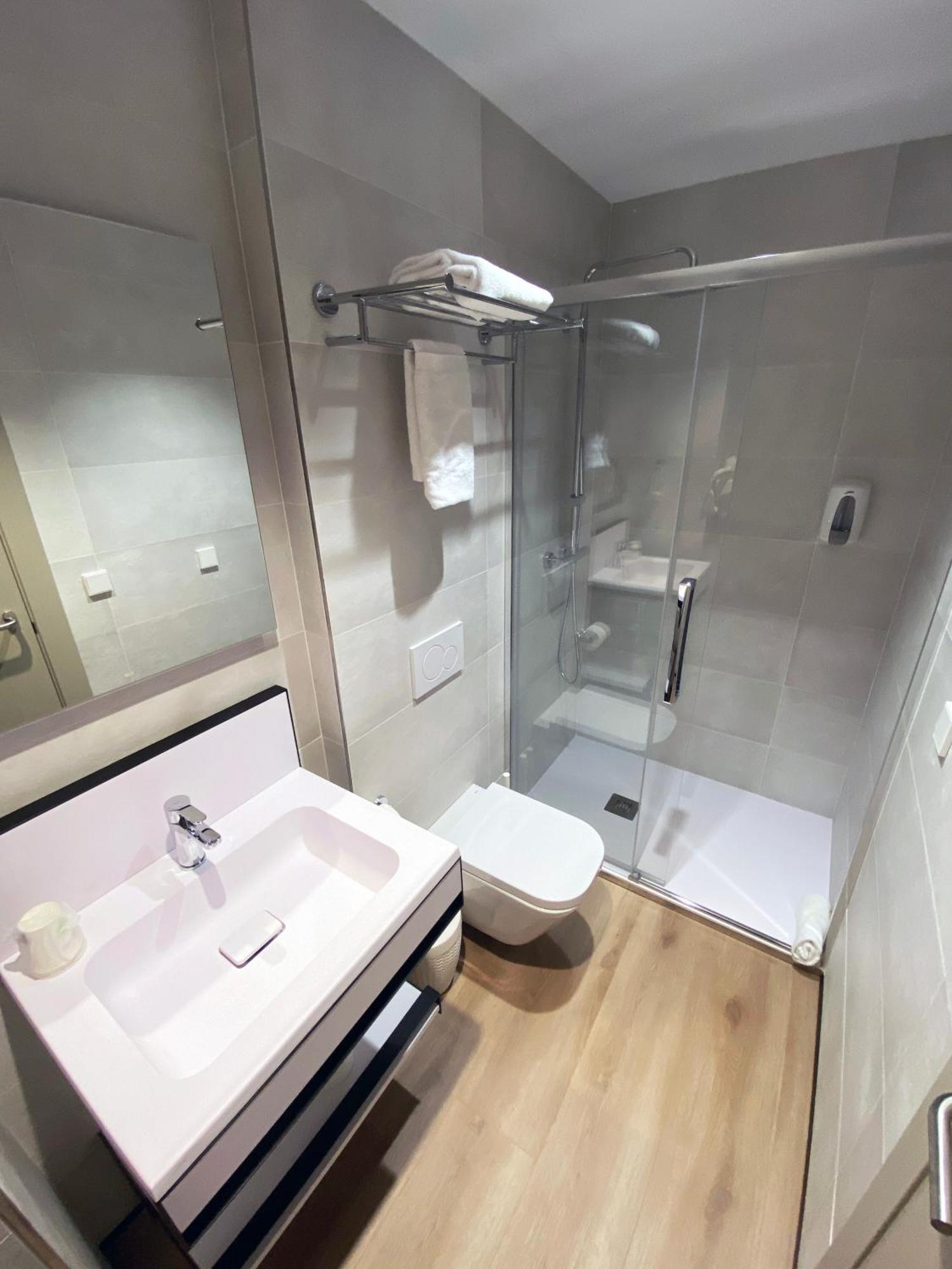 Hotel Bestprice فالنسيا المظهر الخارجي الصورة