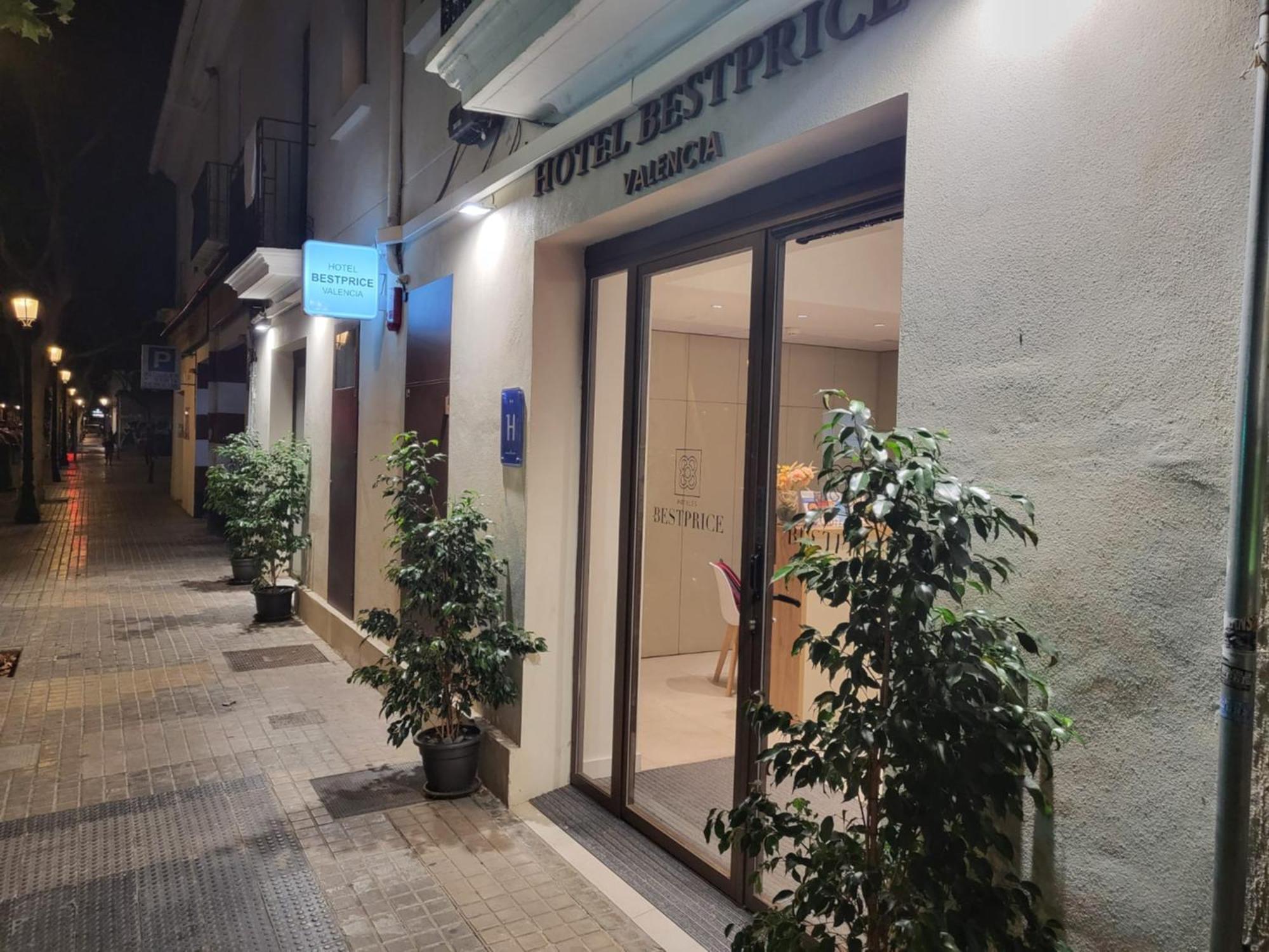 Hotel Bestprice فالنسيا المظهر الخارجي الصورة